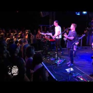Altj - Left Hand Free Live At The Kroq Red Bull Sound Space
